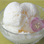 桃のヨーグルトアイスクリーム